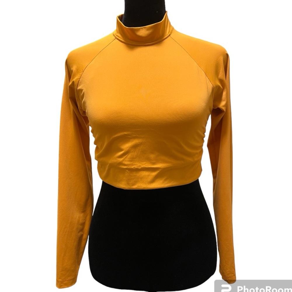 Athleta Cropped Top Long Sleeve
